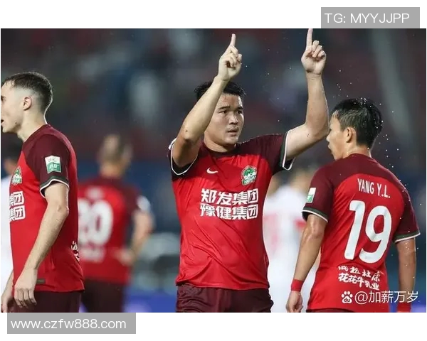 南京羽毛球队在冠军赛积分榜上以51分稳居第一名展现强劲实力