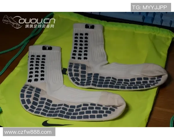探索足球袜车缝工艺的细节与创新设计提升运动表现的奥秘